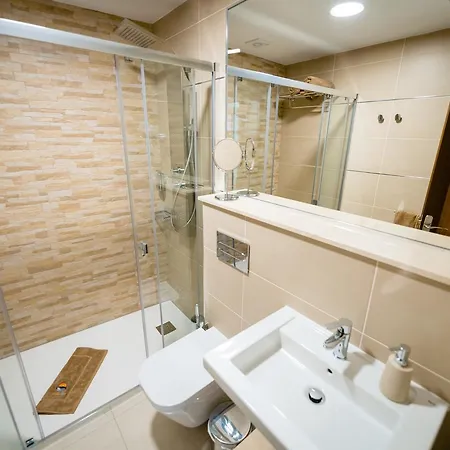 Amanay Apartman *